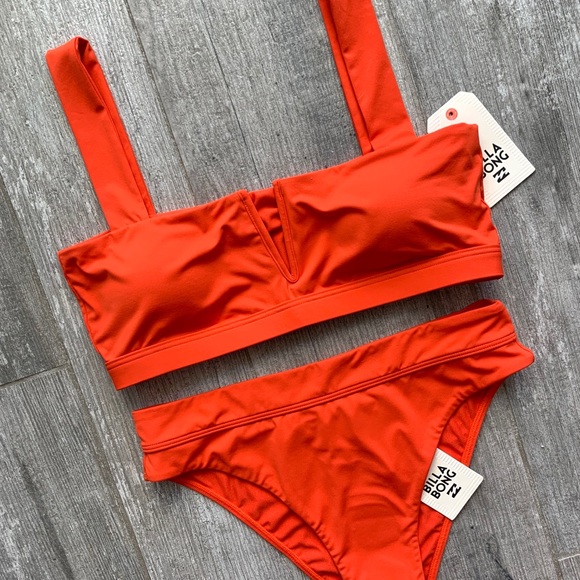 🔥🔥BILLABONG - SS TANK MAUI BIKINI SET🔥🔥 - Picture 2 of 7